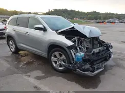 5TDDZRFHXKS736856 2019 TOYOTA HIGHLANDER