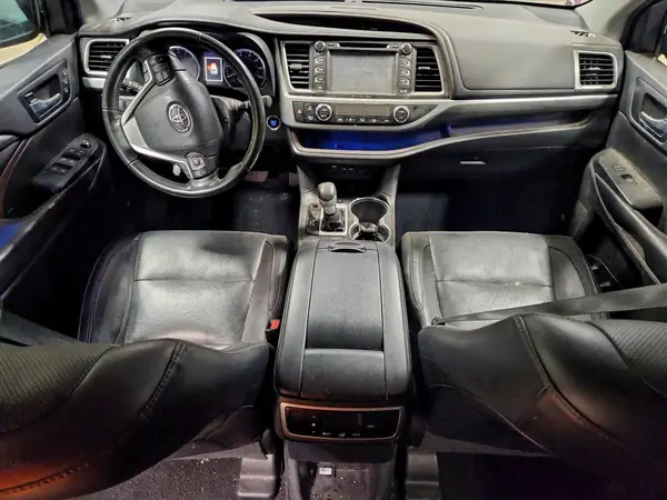 5TDDZRFHXKS741331 2019 TOYOTA HIGHLANDER - Image 8