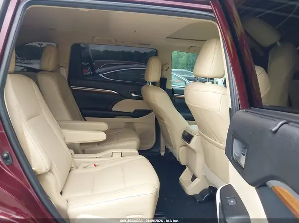 5TDDZRFHXKS931274 2019 TOYOTA HIGHLANDER - Image 8