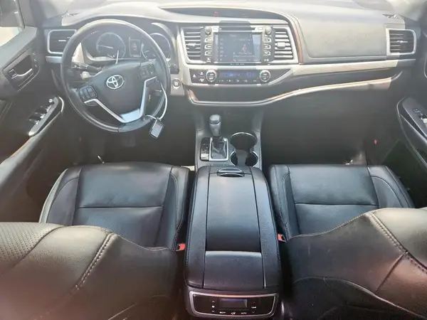 5TDDZRFHXKS958720 2019 TOYOTA HIGHLANDER - Image 8