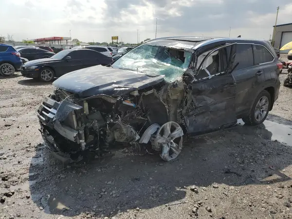5TDDZRFHXKS988509 2019 TOYOTA HIGHLANDER - Image 1