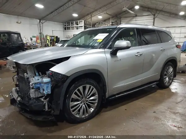 5TDEBRCH0MS019446 2021 TOYOTA HIGHLANDER - Image 2