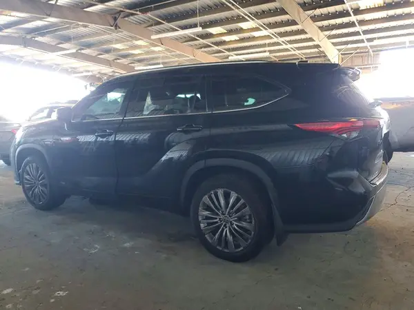 5TDEBRCH0MS024890 2021 TOYOTA HIGHLANDER - Image 2