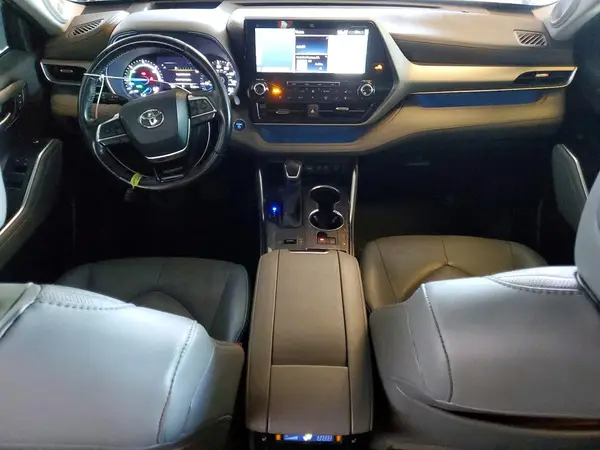 5TDEBRCH0MS024890 2021 TOYOTA HIGHLANDER - Image 8