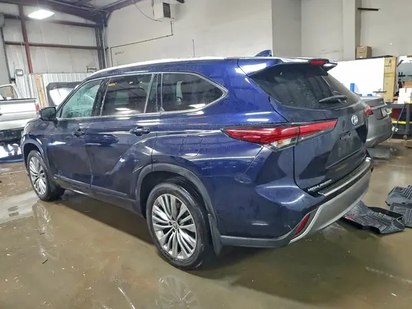 5TDEBRCH0NS082015 2022 TOYOTA HIGHLANDER - Image 2
