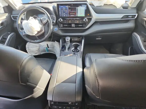 5TDEBRCH0NS088896 2022 TOYOTA HIGHLANDER - Image 8