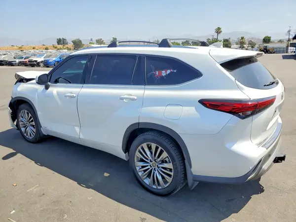 5TDEBRCH0NS101520 2022 TOYOTA HIGHLANDER - Image 2