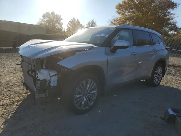 5TDEBRCH0RS142347 2024 TOYOTA HIGHLANDER - Image 1