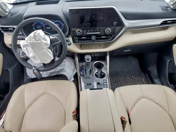 5TDEBRCH0RS633646 2024 TOYOTA HIGHLANDER - Image 8