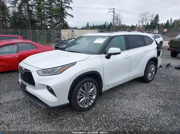 5TDEBRCH0SS667723 2025 TOYOTA HIGHLANDER - Image 2