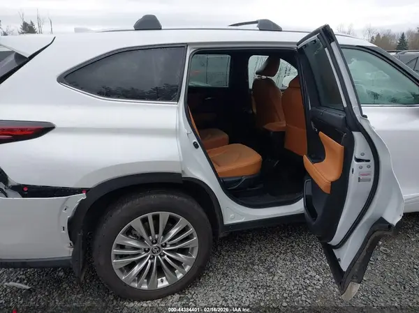5TDEBRCH0SS667723 2025 TOYOTA HIGHLANDER - Image 8