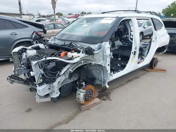 5TDEBRCH0SS680634 2025 TOYOTA HIGHLANDER - Image 2