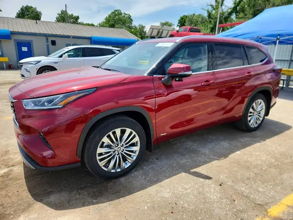 5TDEBRCH0TS705145 2026 TOYOTA HIGHLANDER - Image 1