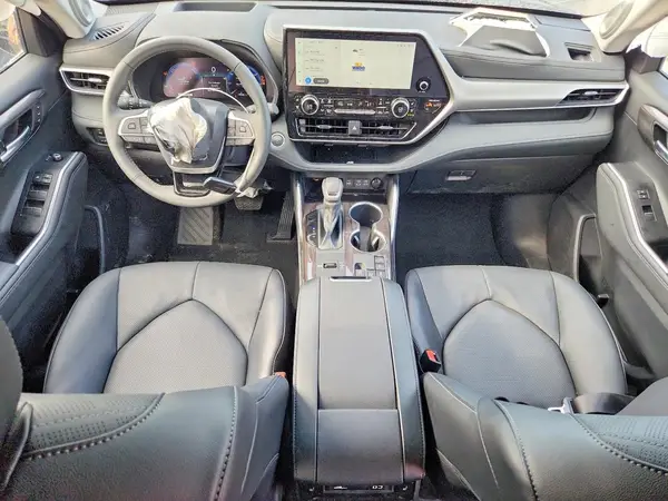 5TDEBRCH0TS708840 2026 TOYOTA HIGHLANDER - Image 8