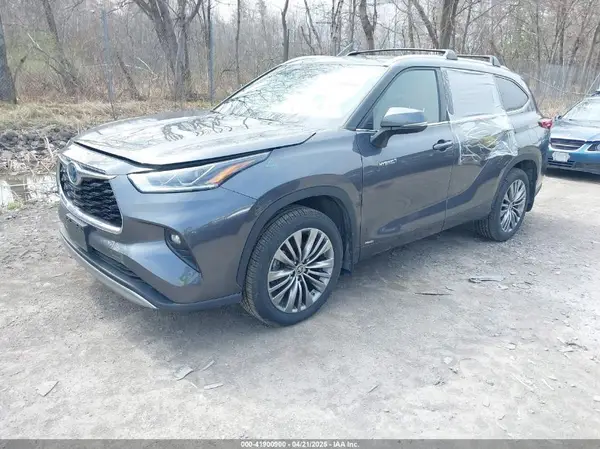 5TDEBRCH1LS014092 2020 TOYOTA HIGHLANDER - Image 2