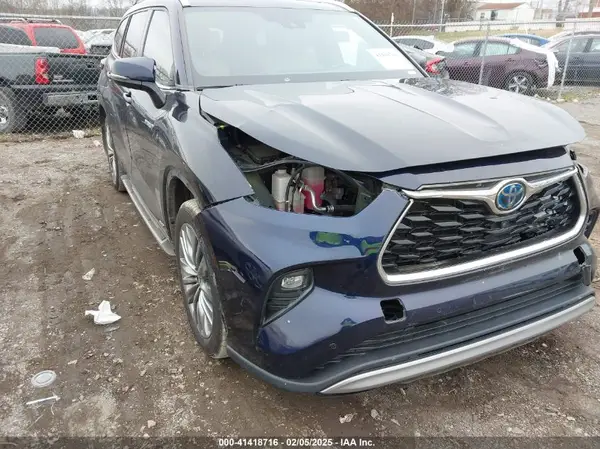 5TDEBRCH1MS023098 2021 TOYOTA HIGHLANDER - Image 1