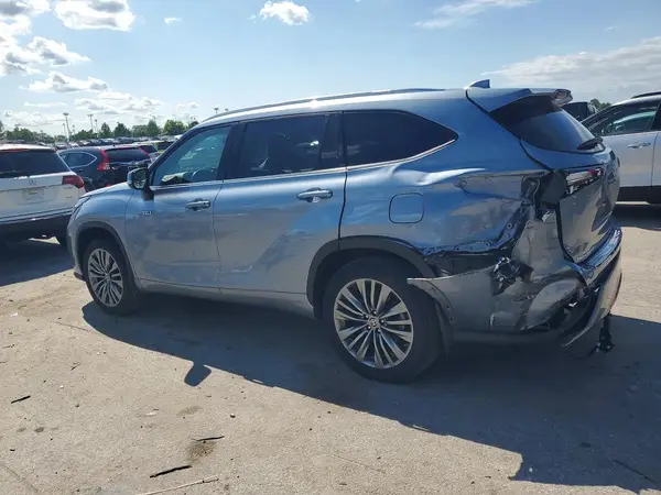 5TDEBRCH1MS051368 2021 TOYOTA HIGHLANDER - Image 2