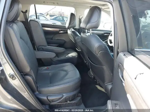5TDEBRCH1MS056277 2021 TOYOTA HIGHLANDER - Image 8