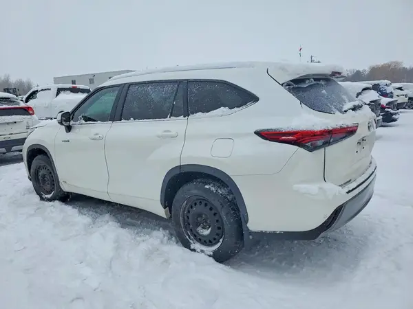5TDEBRCH1MS058952 2021 TOYOTA HIGHLANDER - Image 2