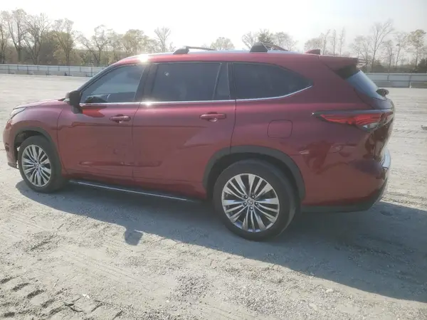 5TDEBRCH1NS074764 2022 TOYOTA HIGHLANDER - Image 2