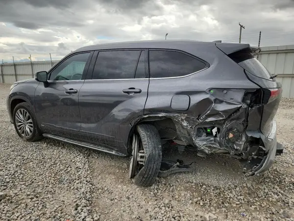 5TDEBRCH1NS079379 2022 TOYOTA HIGHLANDER - Image 2