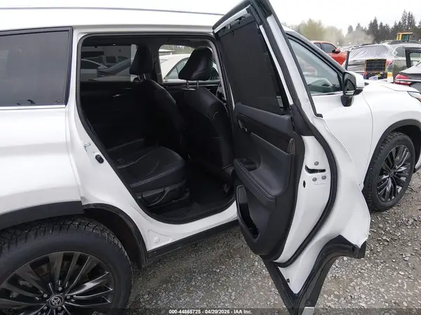 5TDEBRCH1NS084307 2022 TOYOTA HIGHLANDER - Image 8