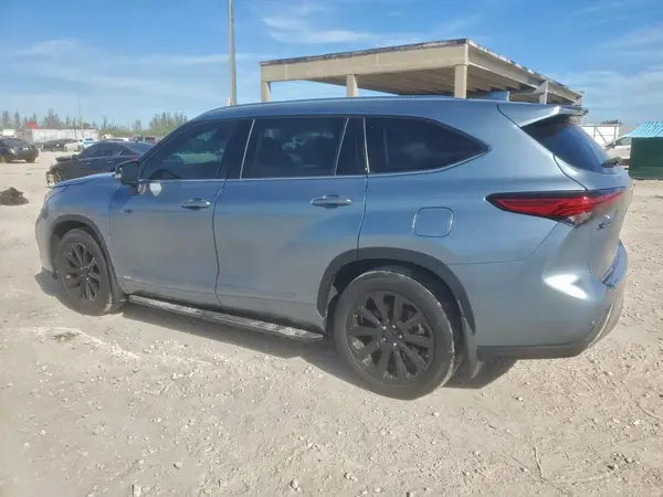 5TDEBRCH1PS114585 2023 TOYOTA HIGHLANDER - Image 2