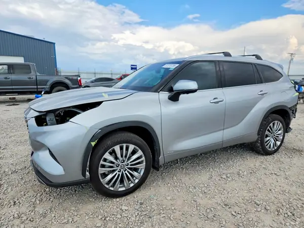 5TDEBRCH1RS642825 2024 TOYOTA HIGHLANDER - Image 1