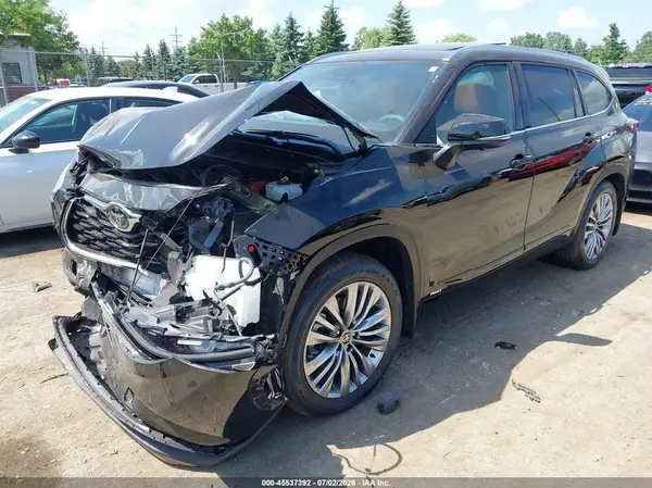 5TDEBRCH1TS723282 2026 TOYOTA HIGHLANDER - Image 2