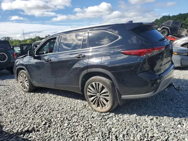 5TDEBRCH2MS039794 2021 TOYOTA HIGHLANDER - Image 2