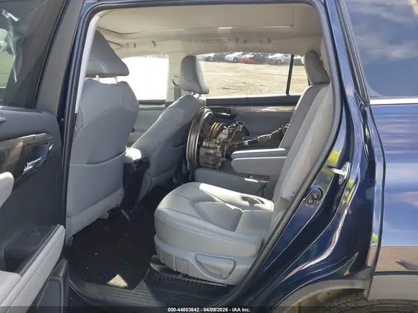 5TDEBRCH2MS041268 2021 TOYOTA HIGHLANDER - Image 8