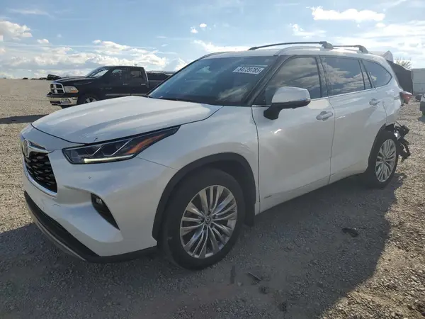 5TDEBRCH2PS122243 2023 TOYOTA HIGHLANDER - Image 1