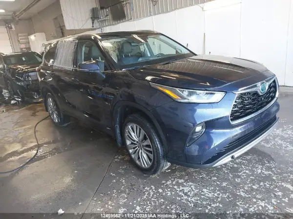 5TDEBRCH2RS641750 2024 TOYOTA HIGHLANDER - Image 1