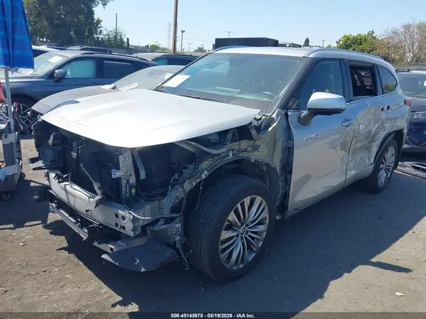 5TDEBRCH3MS016377 2021 TOYOTA HIGHLANDER - Image 2