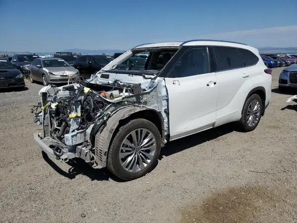 5TDEBRCH3MS031364 2021 TOYOTA HIGHLANDER - Image 1