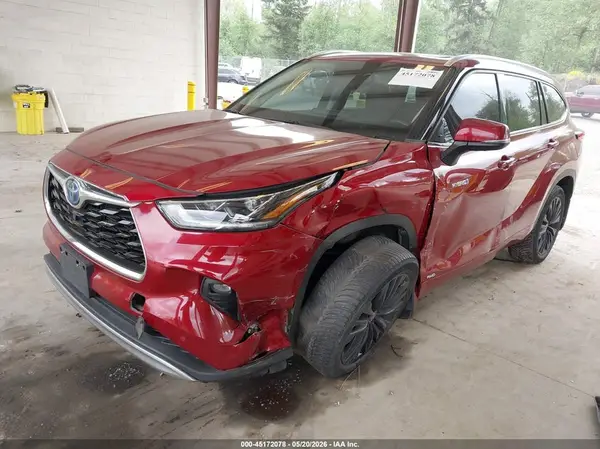 5TDEBRCH3MS043062 2021 TOYOTA HIGHLANDER - Image 2