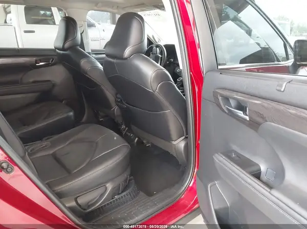 5TDEBRCH3MS043062 2021 TOYOTA HIGHLANDER - Image 8