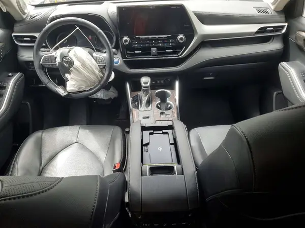 5TDEBRCH3MS050741 2021 TOYOTA HIGHLANDER - Image 8