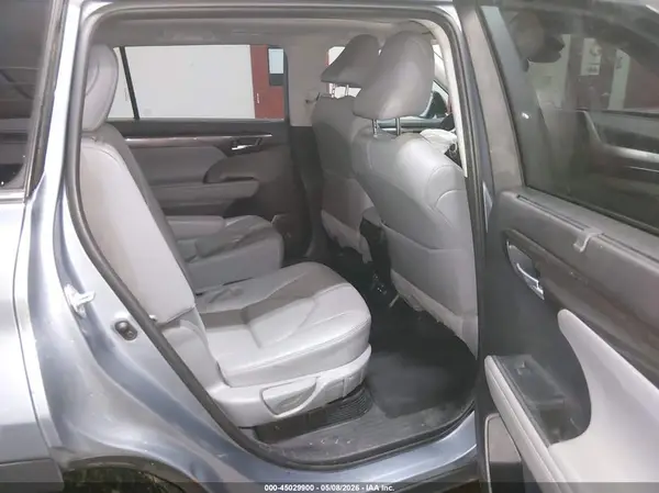 5TDEBRCH3MS058399 2021 TOYOTA HIGHLANDER - Image 8
