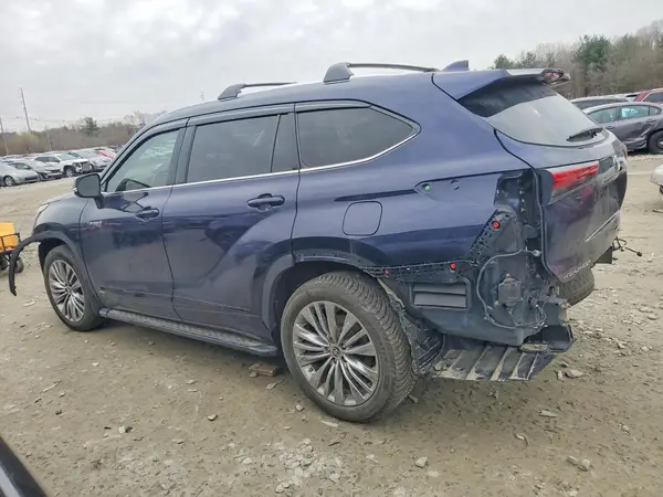 5TDEBRCH3MS065918 2021 TOYOTA HIGHLANDER - Image 2