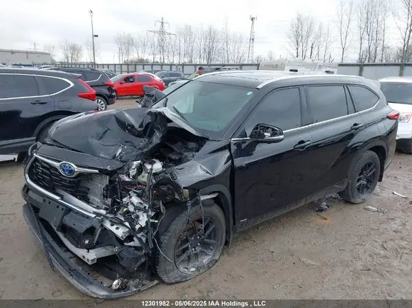 5TDEBRCH3PS138936 2023 TOYOTA HIGHLANDER - Image 2