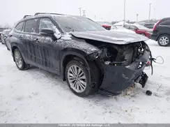 5TDEBRCH3RS610264 2024 TOYOTA HIGHLANDER
