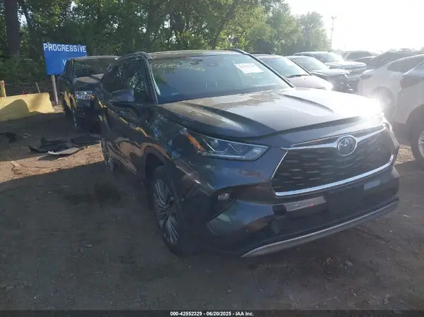 5TDEBRCH4MS020468 2021 TOYOTA HIGHLANDER - Image 1