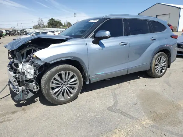 5TDEBRCH4MS021975 2021 TOYOTA HIGHLANDER - Image 1