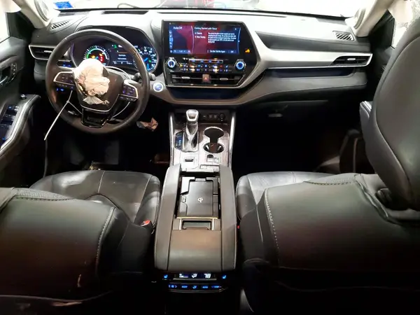 5TDEBRCH4MS024875 2021 TOYOTA HIGHLANDER - Image 8
