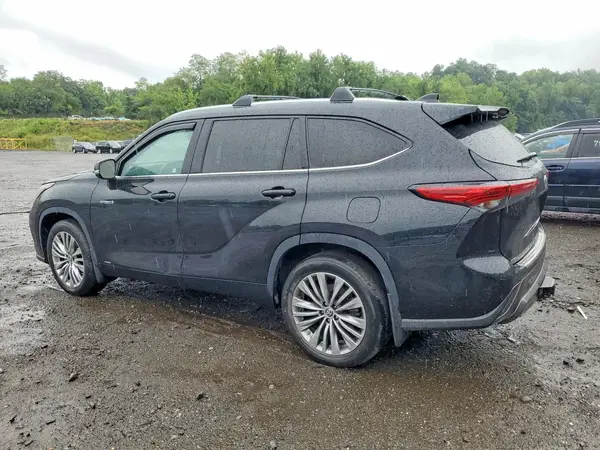 5TDEBRCH4MS063546 2021 TOYOTA HIGHLANDER - Image 2