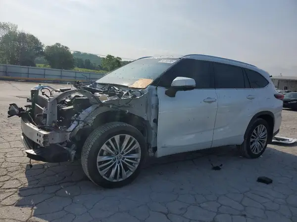 5TDEBRCH4PS114760 2023 TOYOTA HIGHLANDER - Image 1