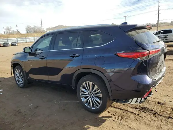 5TDEBRCH4PS117349 2023 TOYOTA HIGHLANDER - Image 2