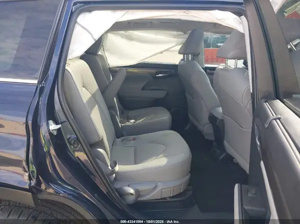 5TDEBRCH4PS132692 2023 TOYOTA HIGHLANDER - Image 8