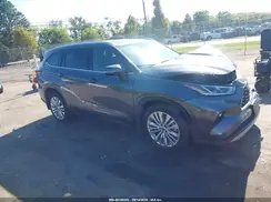 5TDEBRCH4SS657079 2025 TOYOTA HIGHLANDER